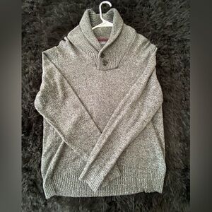 Great Condition, Worn once, Ready to ship, Open to offers.